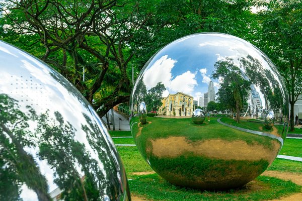 How can UK schools integrate mindfulness into their curriculum?